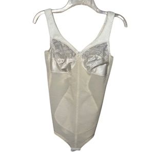 Glamorise Full Figure Support Body Brief Cream Size‎ 38C